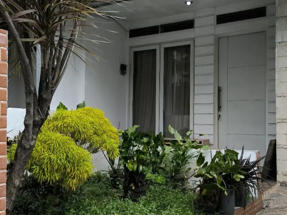 DIJUAL RUMAH BAGUS SIAP HUNI STRATEGIS HARGA NEGO CIMANGGIS DEPOK BO172