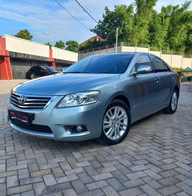 toyota camry 2.4 V AT 2011