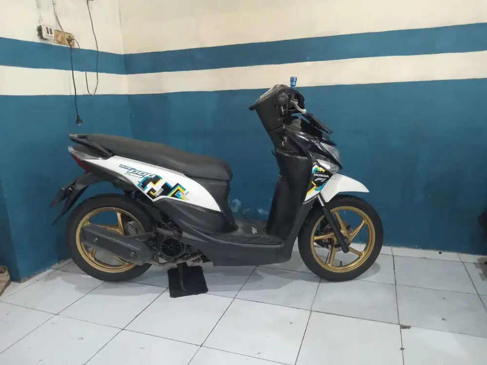 jual honda beat pop 2017 siap pakai pajak hidup