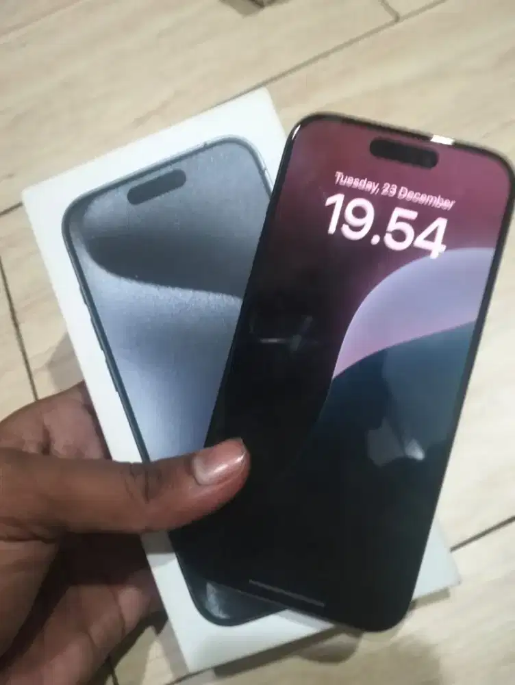 IPHONE 15 PRO 256 GB FULLSET ORI