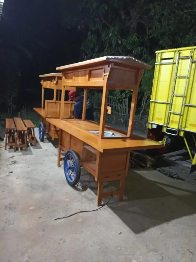 Gerobak Angkringan Bakso Mie Ayam PeceL Bubur Sate Martabak Ronde dlL