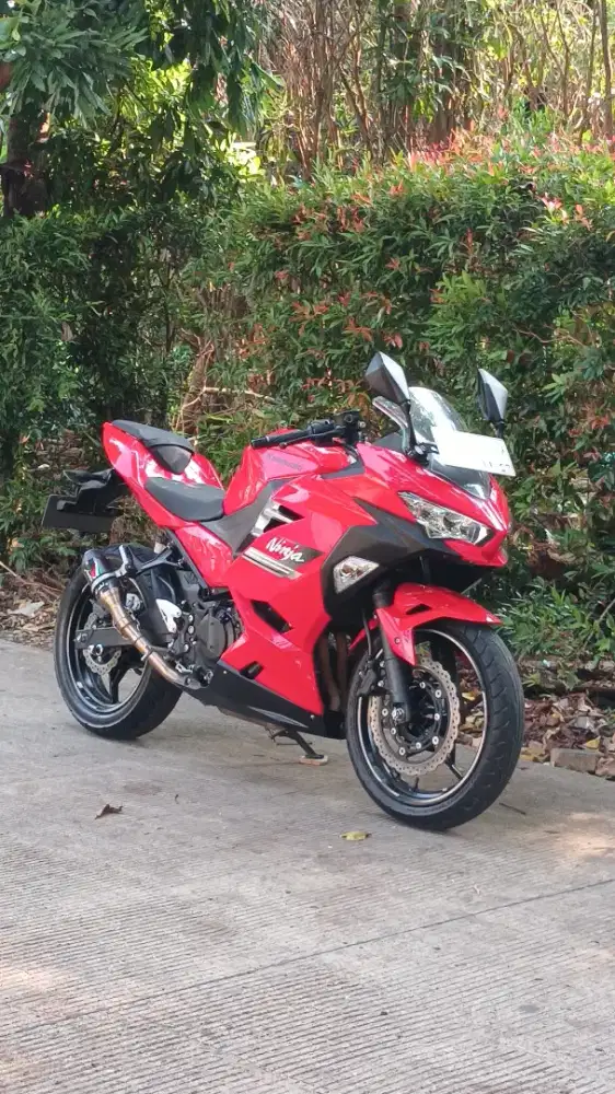 Dp 500rb Kawasaki Ninja 250FI thn 2022 Siap Pakai