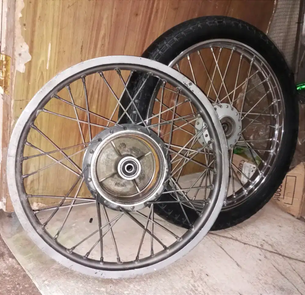 Velg Depan Belakang Jupiter Vega Baca Deskripsi