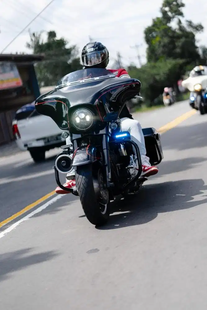 Street glide 2009 full paper