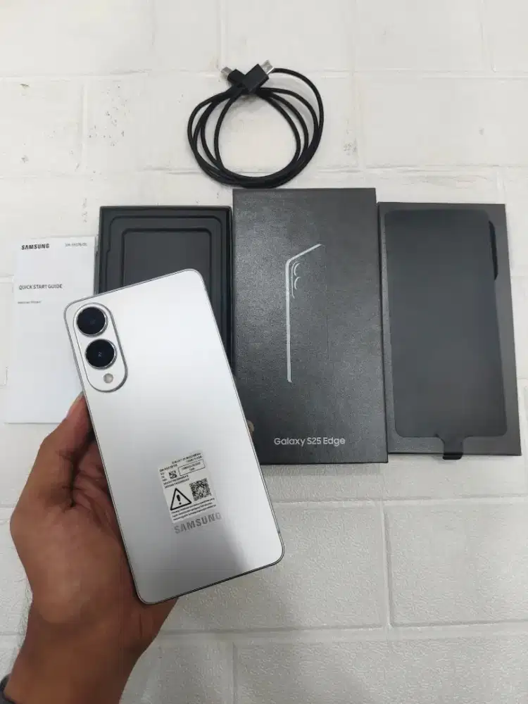 Samsung S25 Edge 12/512 fullset mulus garansi resmi SEIN