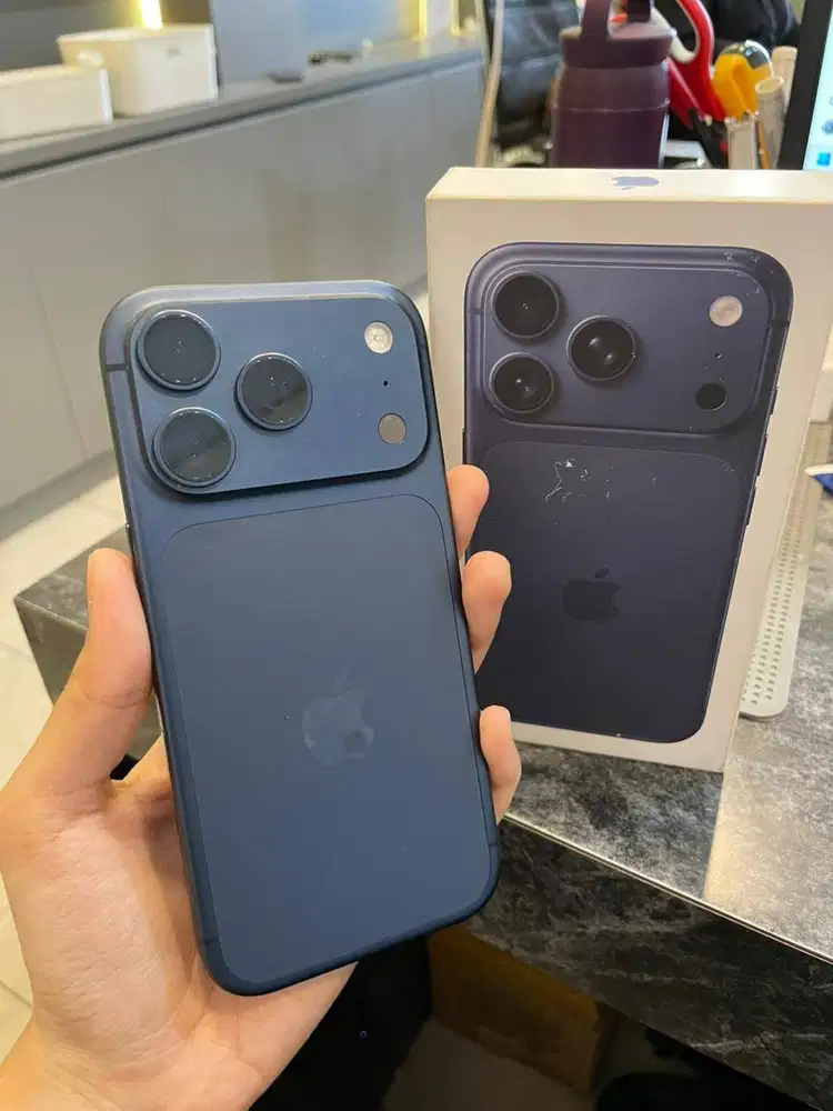 Iphone 17 Pro 256gb second garansi on november 2026