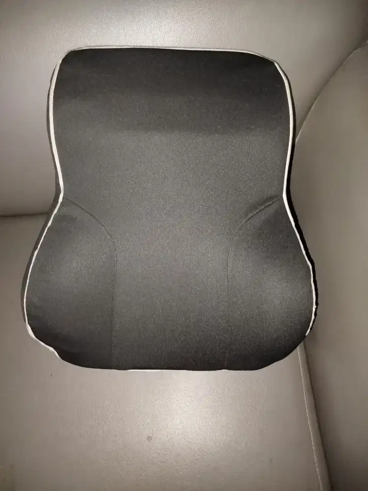 Sandaran kursi mobil buat driver