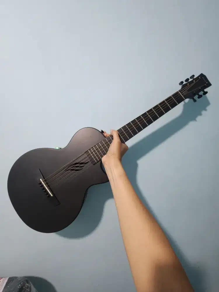 Di jual guitar acoustic electric merk Enya by Nova Go