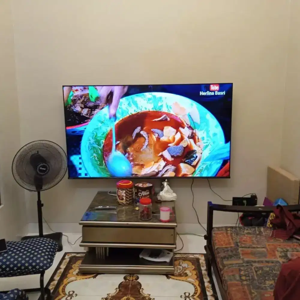 Tv Toshiba 55 inch fullset no minus