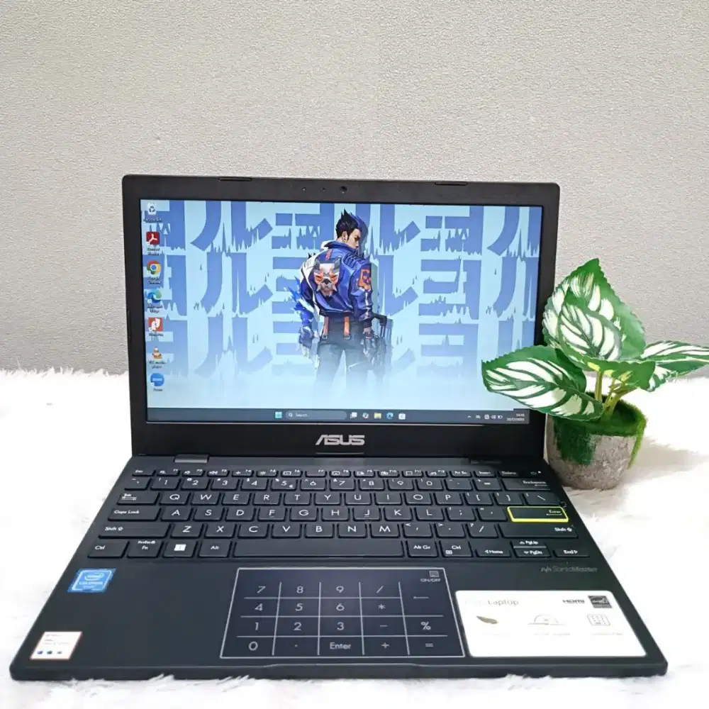 LAPTOP MINI ASUS E210MA INTEL N4020 RAM 8GB SSD 512GB LAYAR 12.0 INCH