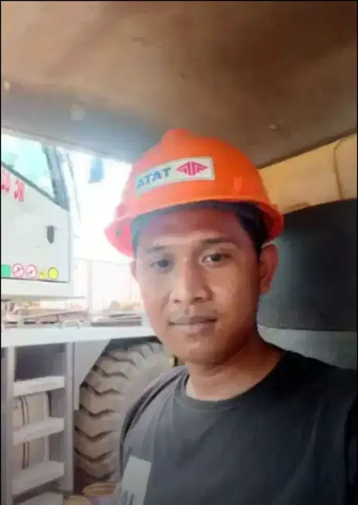 Saya sedang mencari pekerjaan sopir