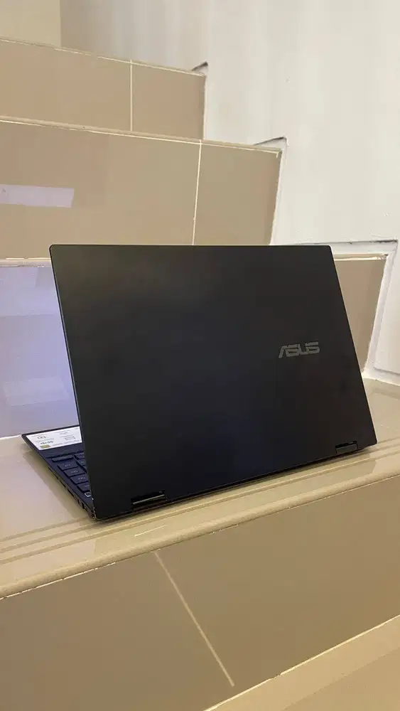 ASUS Zenbook 14 Flip OLED (2022)