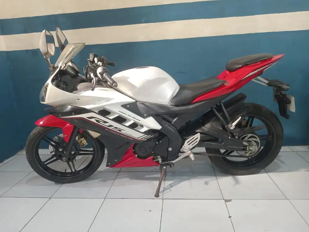 Jual cepat yamaha R15 V2 2016 surat lengkap