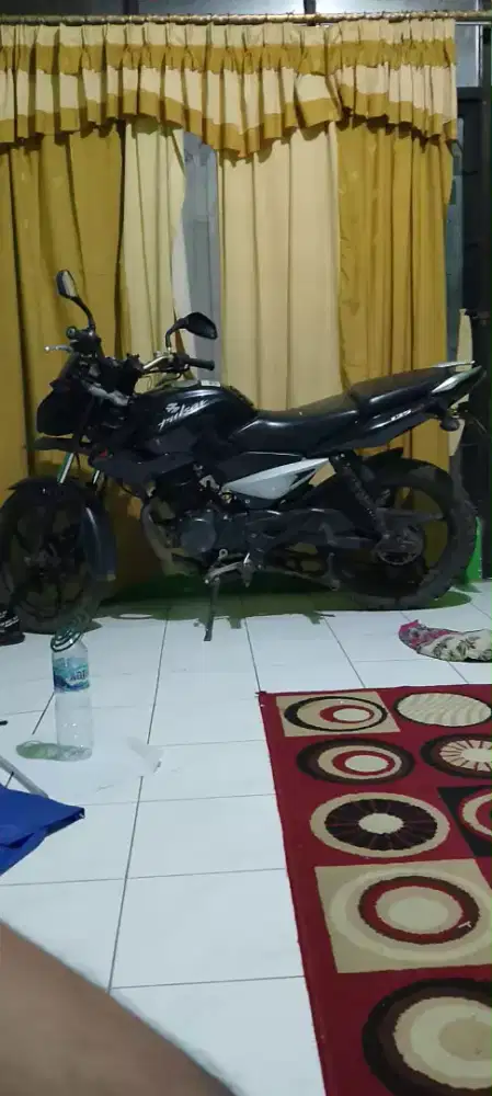 Bajaj Pulsar 135 LS