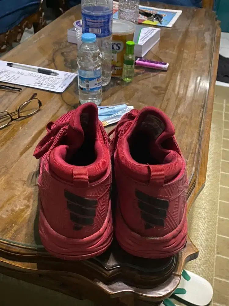 sepatu basket LOKAL bukan KW