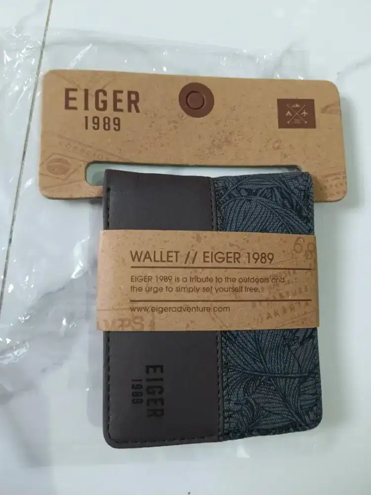 Dompet eiger 100% ori kondisi baru / new