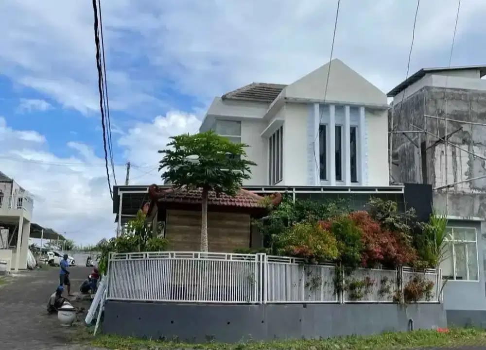 Rumah Siap Huni Harga Dibawah 1 M Pojok Hook Dekat Kampus