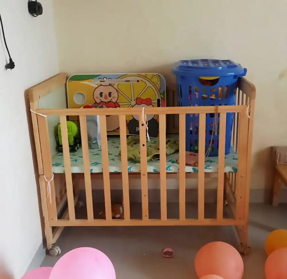 Box bayi kokoh fungsional