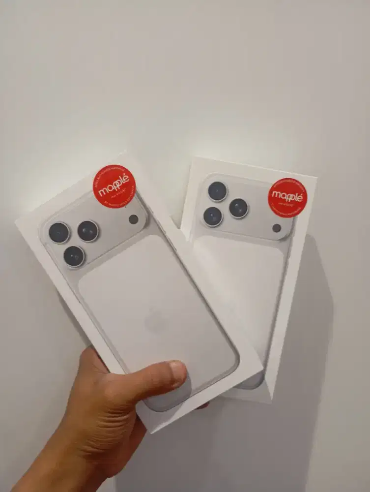 Iphone 17 promax 256 & 512gb silver