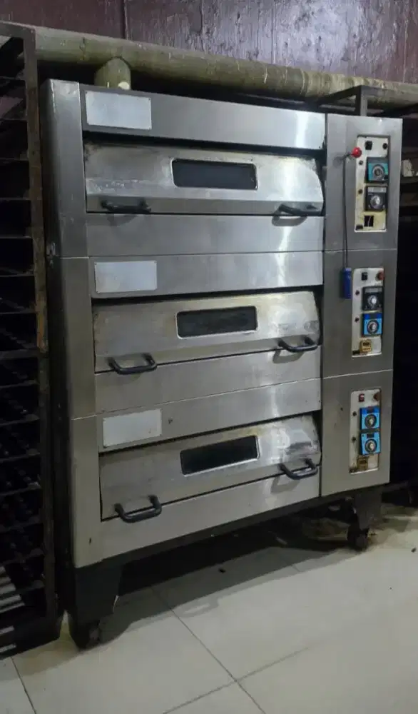 2 UNIT OVEN LISTRIK