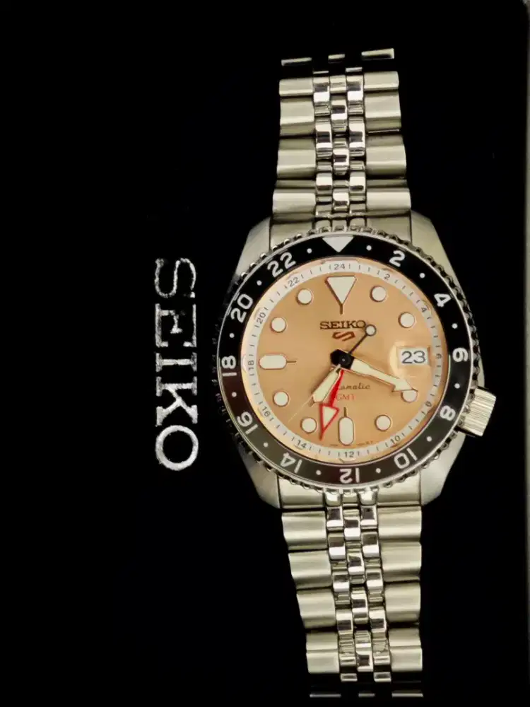 Seiko 5 SportsGMT SSK043K1 Salmon Dial Asia Limited Edition