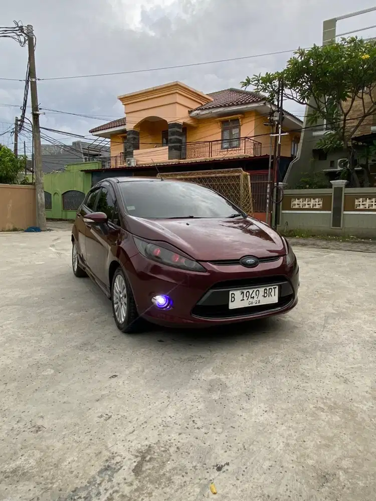 Ford Fiesta 2013 Bensin