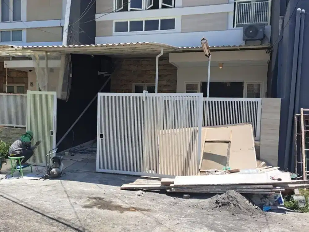 RUMAH BARU GRESS 2 LANTAI BABATAN PANTAI DEKAT ANNYEONG