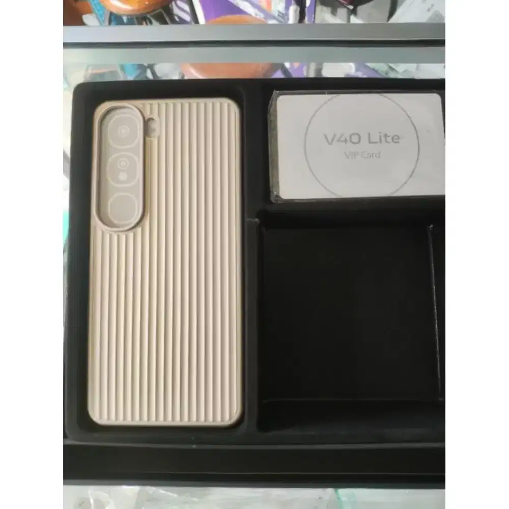 Case + kartu vip Vivo v40 lite original
