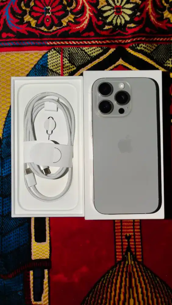 iPhone 16 Pro 256GB Silver Inter Resmi