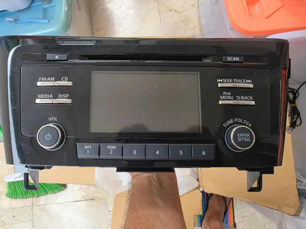 Tape mobil Nissan Adayo