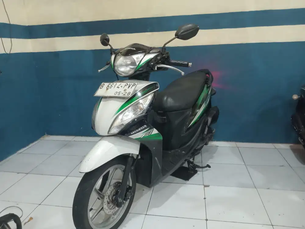 Honda specy injeksi 2013 siap pakai