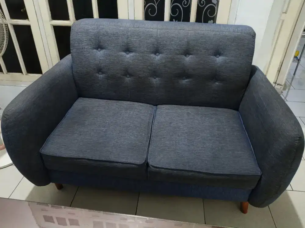 Sofa Bekas merk Tunas
