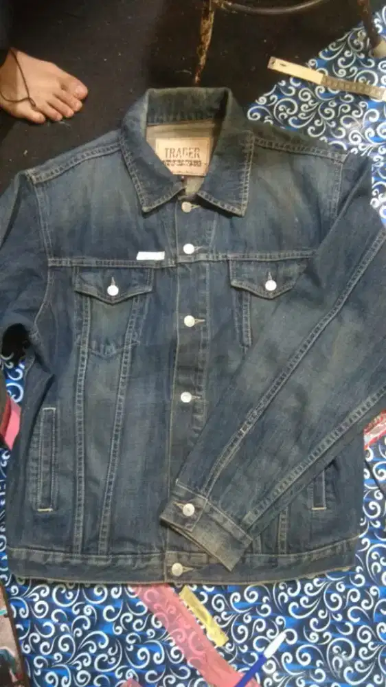jaket jeans brand trader