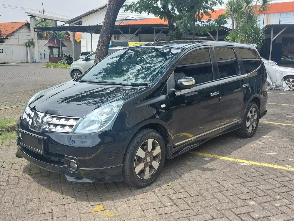 Nissan Livina HWS AT 2010