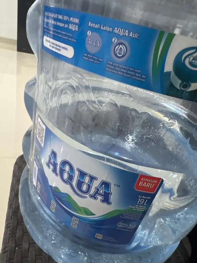 Waiter dan kang masak warteq