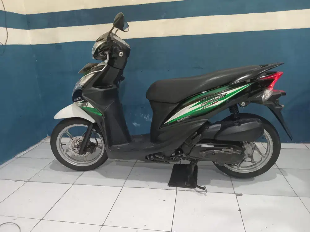 Jual cepat honda specy injeksi 2013 surat lengkap
