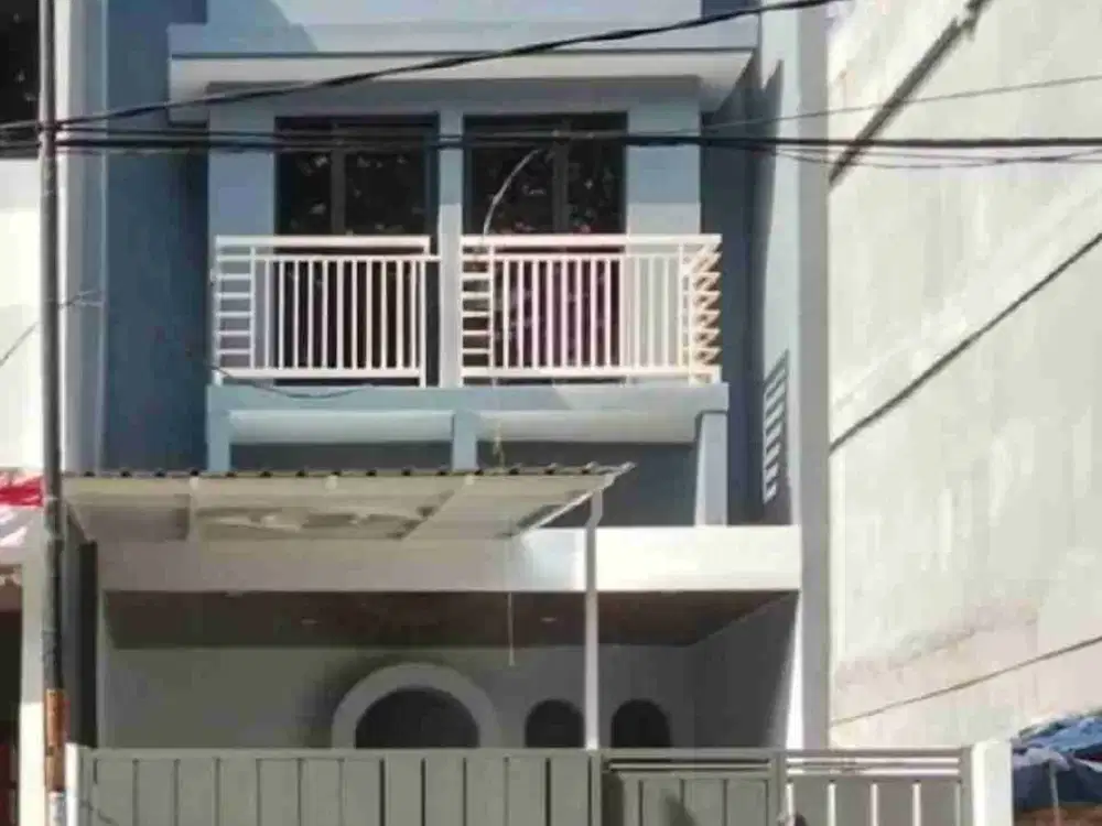 SPESIAL AKHIR TAHUN RUMAH BARU 2 LANTAI LOKASI DI KERTOMENANGGAL