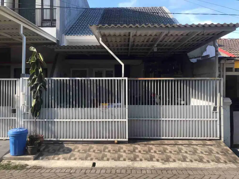 jual cepat murah rumah pondok Tjandra indah siap huni terawat , dekat jalan raya, dekat jalan tol waru/tambak sumur,keluar kota manapun, dekat RS mitra keluarga. harga nego