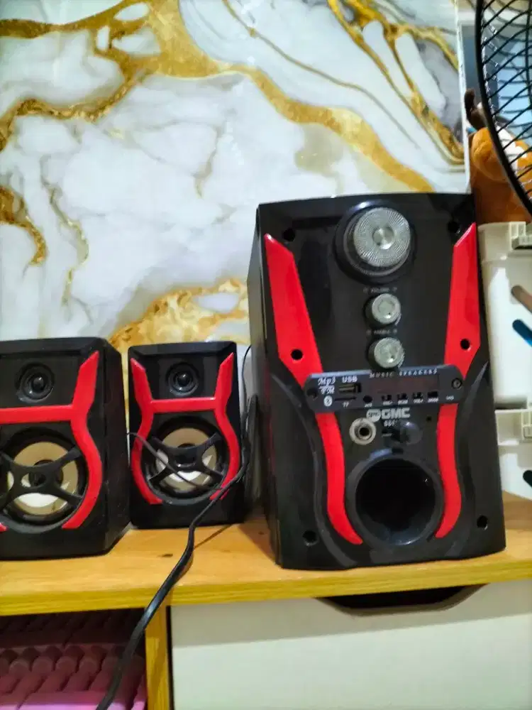 Speaker sudah bluetooth