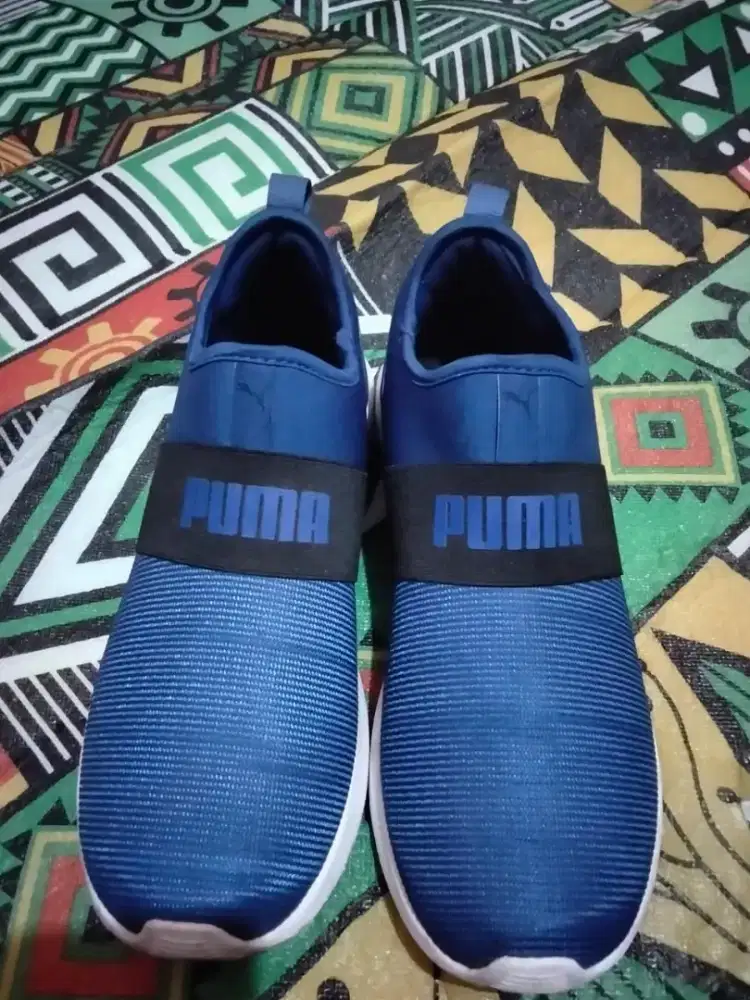 Puma relax slip knit on blue