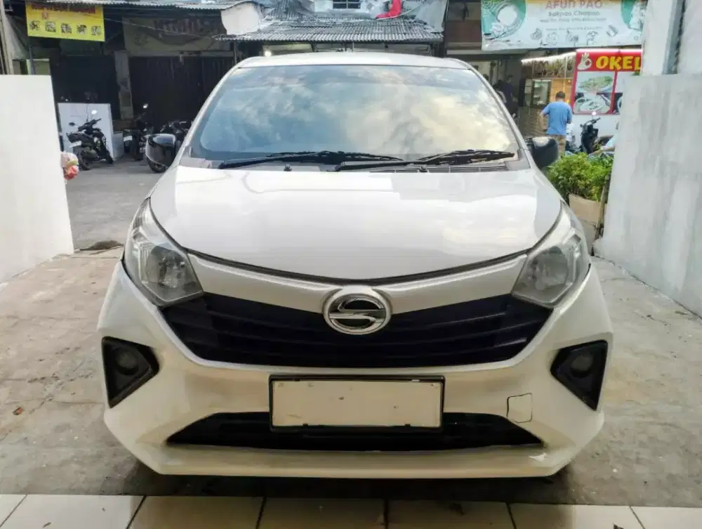 Daihatsu Sigra 1.0 pemkaian 2024. Mulus  terawat kondisi bagus