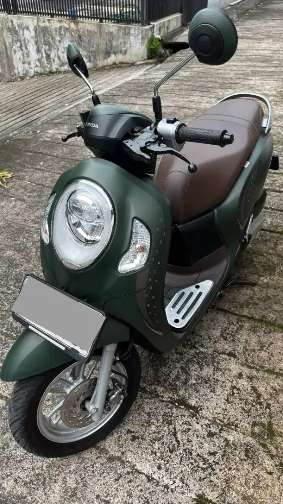 Scoopy 2024 Stylish Hijau Matte plat D