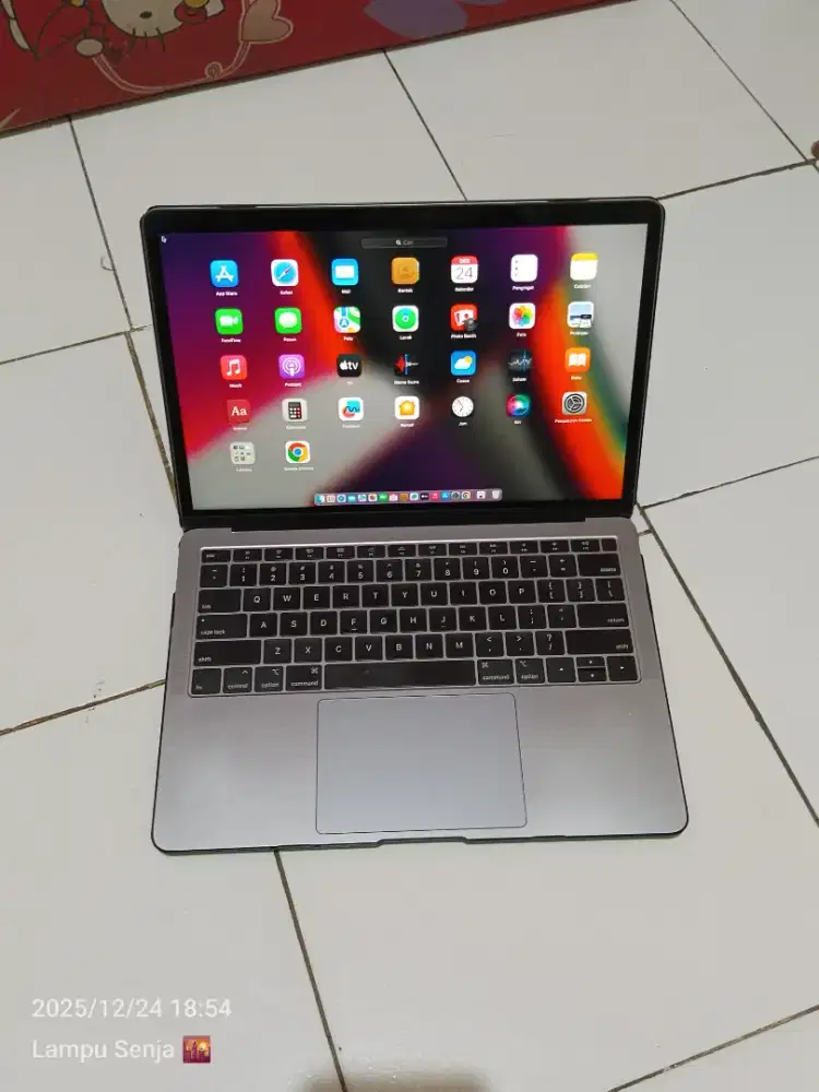 Macbook Air Retina 2018 i5 8/128