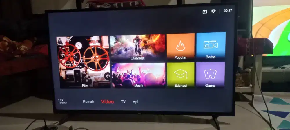TCL smart tv  50