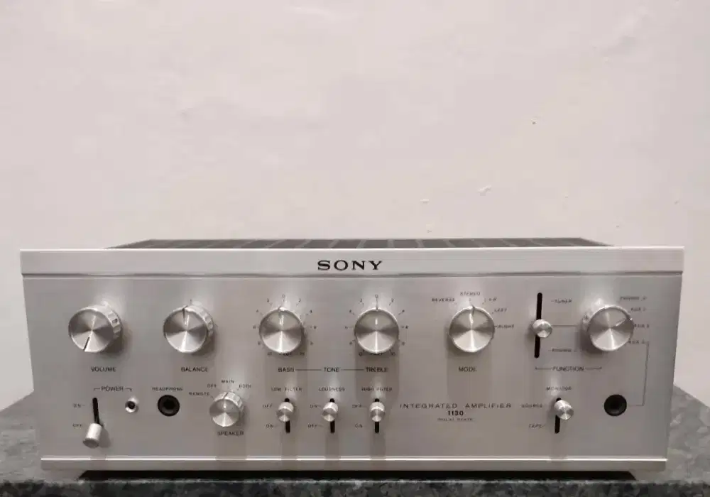 Integrated Amplifier Sony TA-1130