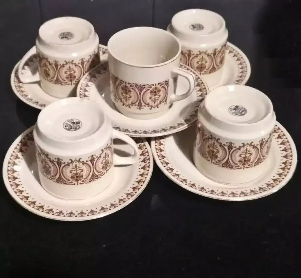 2Set Cangkir Lepek Keramik (Made in China)