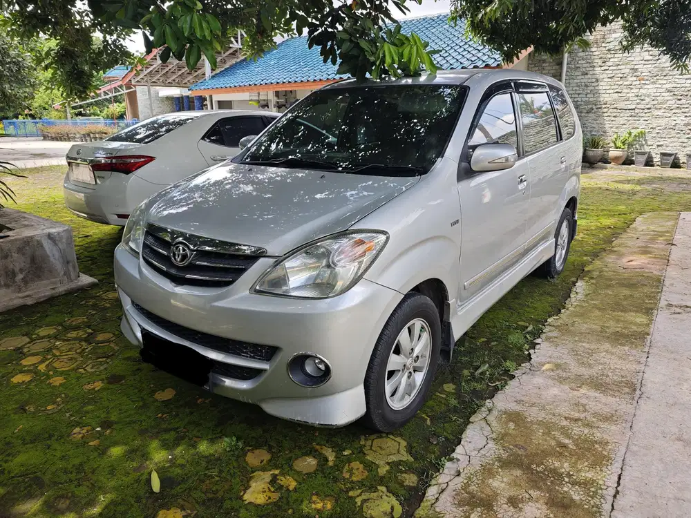 Toyota Avanza 2011 Bensin
