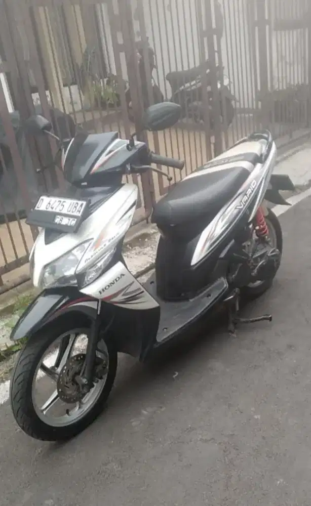 Honda Vario Old 110 Karbu CW 2013 Mulus Lengkap Pajak Panjang Joss!