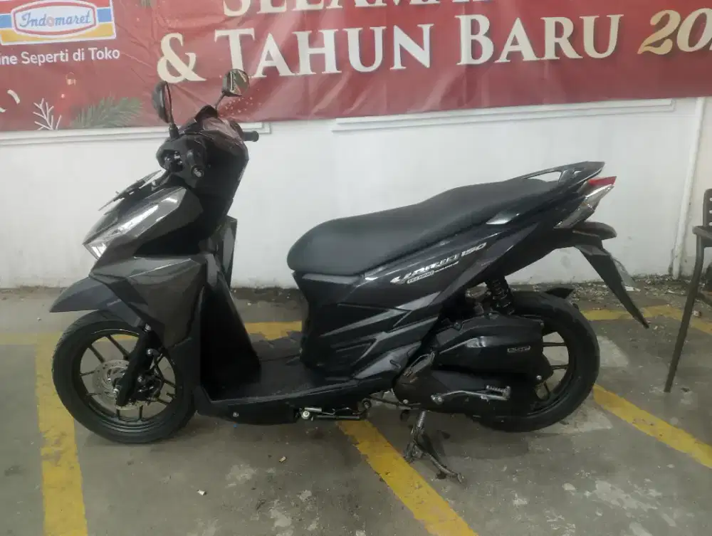 VARIO CC 150 2016 ORIGINAL KM RENDAH