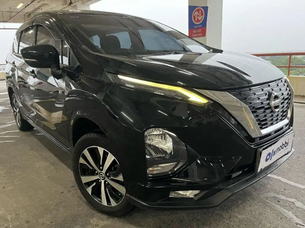 LIVINA 1.5 VL AT 2019